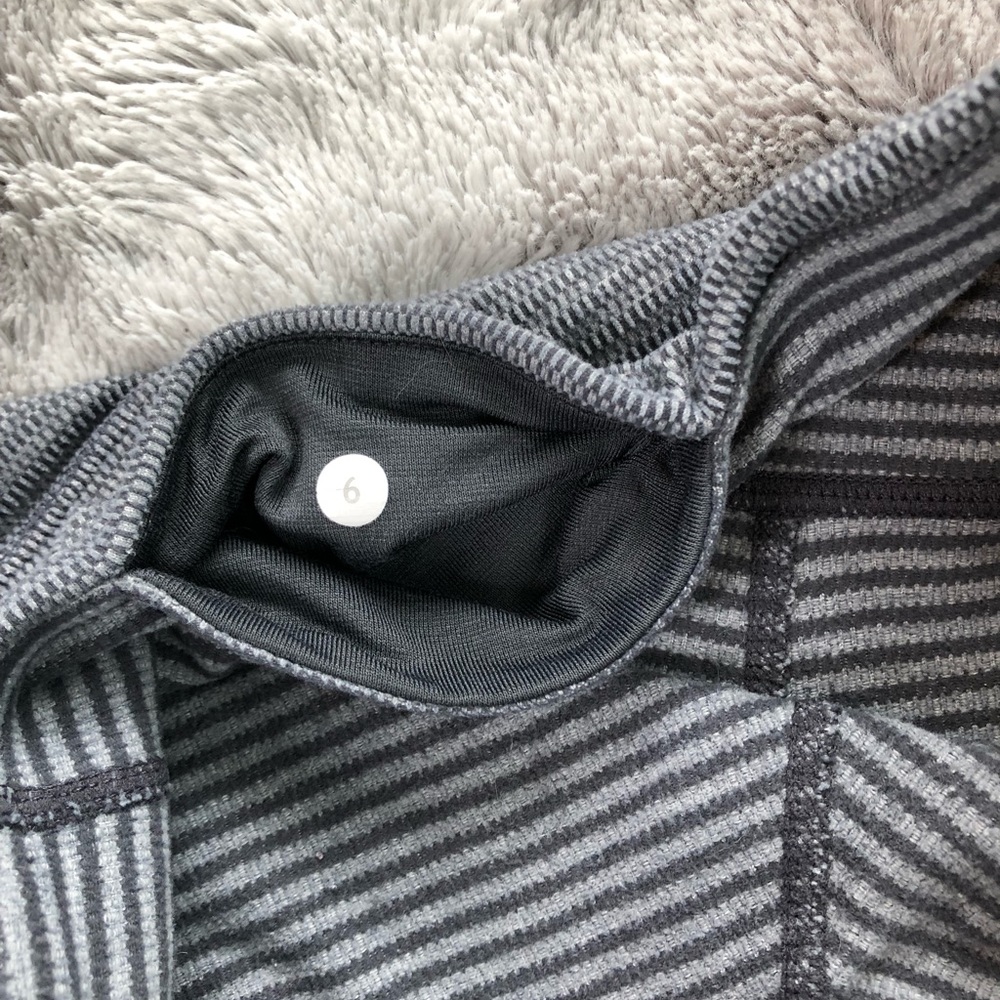 Lululemon wonder under crops